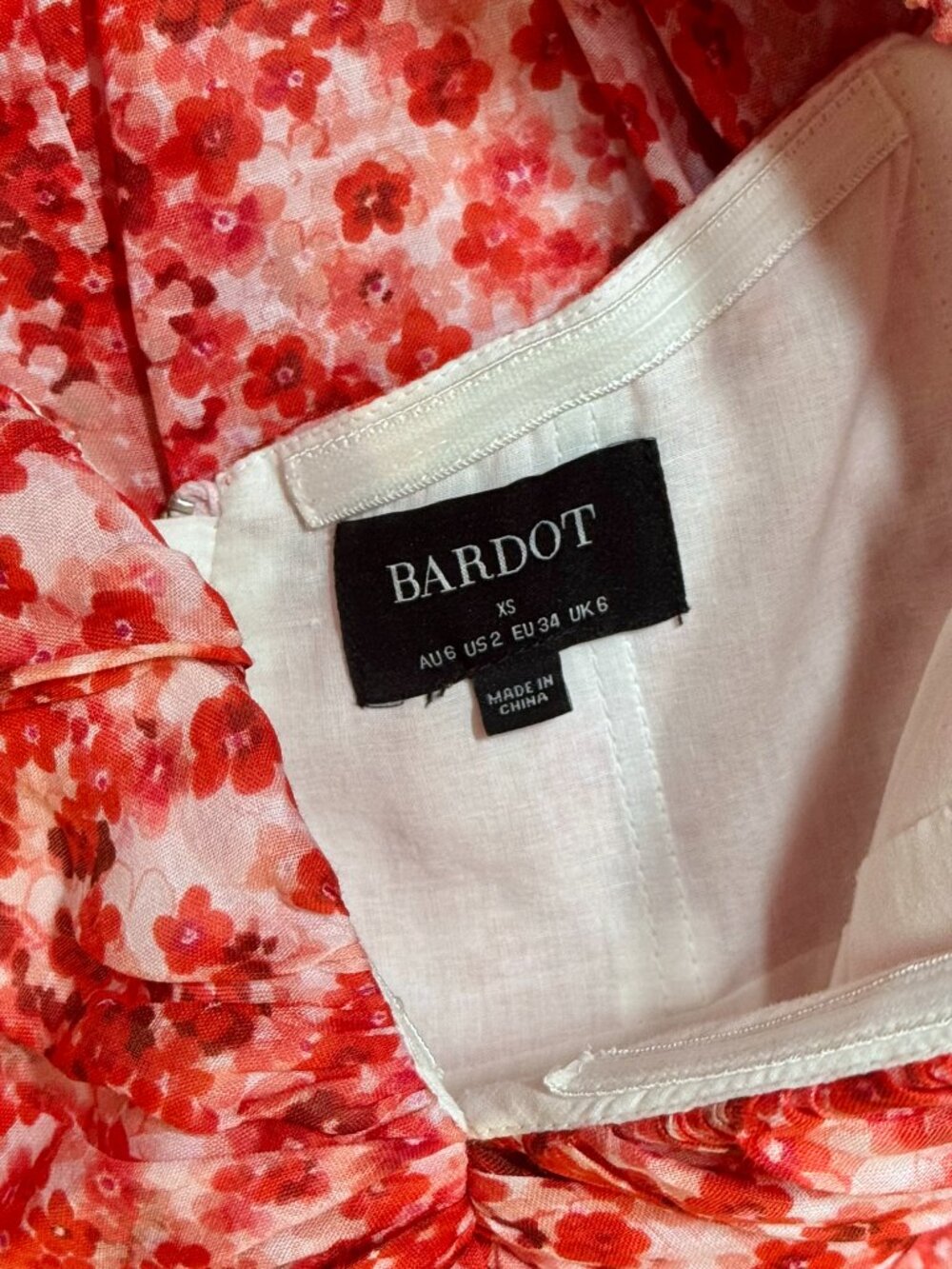 Bardot Lani Mini Off-Shoulder Floral Mini Dress Pink Red White Print Never Worn - Picture 3 of 9